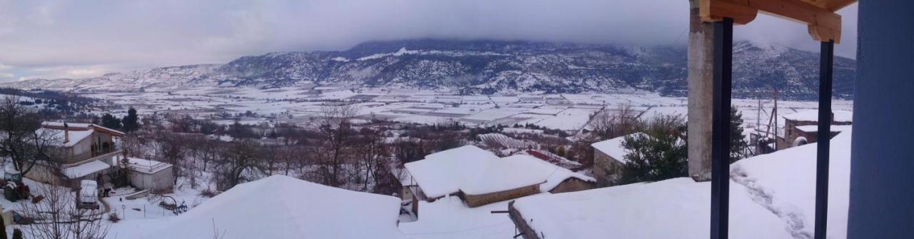 Villa Angelic In The Mountains Kesario Exterior foto