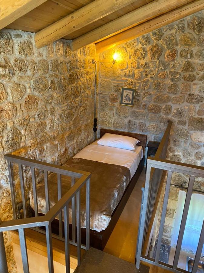 Villa Angelic In The Mountains Kesario Exterior foto
